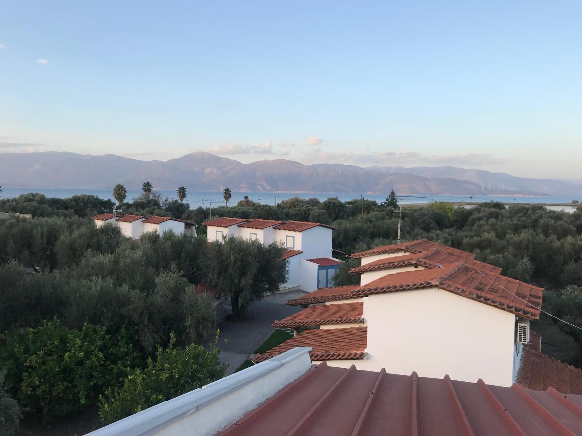 Spiti Ostria Villa Aigio Dış mekan fotoğraf